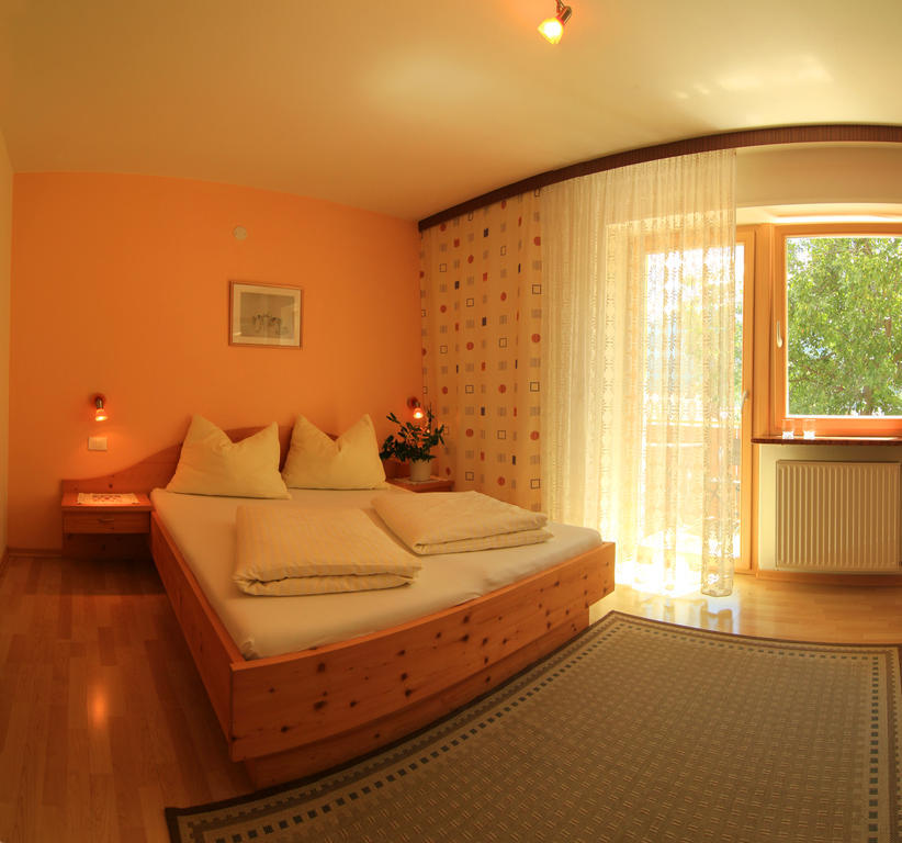 Haus Mairoesl Apartment Silandro Room photo