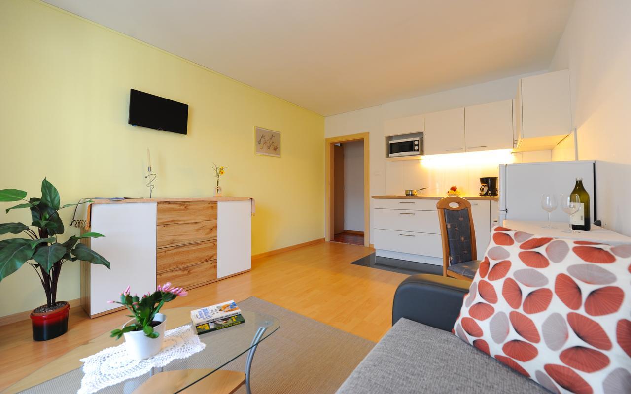 Haus Mairoesl Apartment Silandro Exterior photo